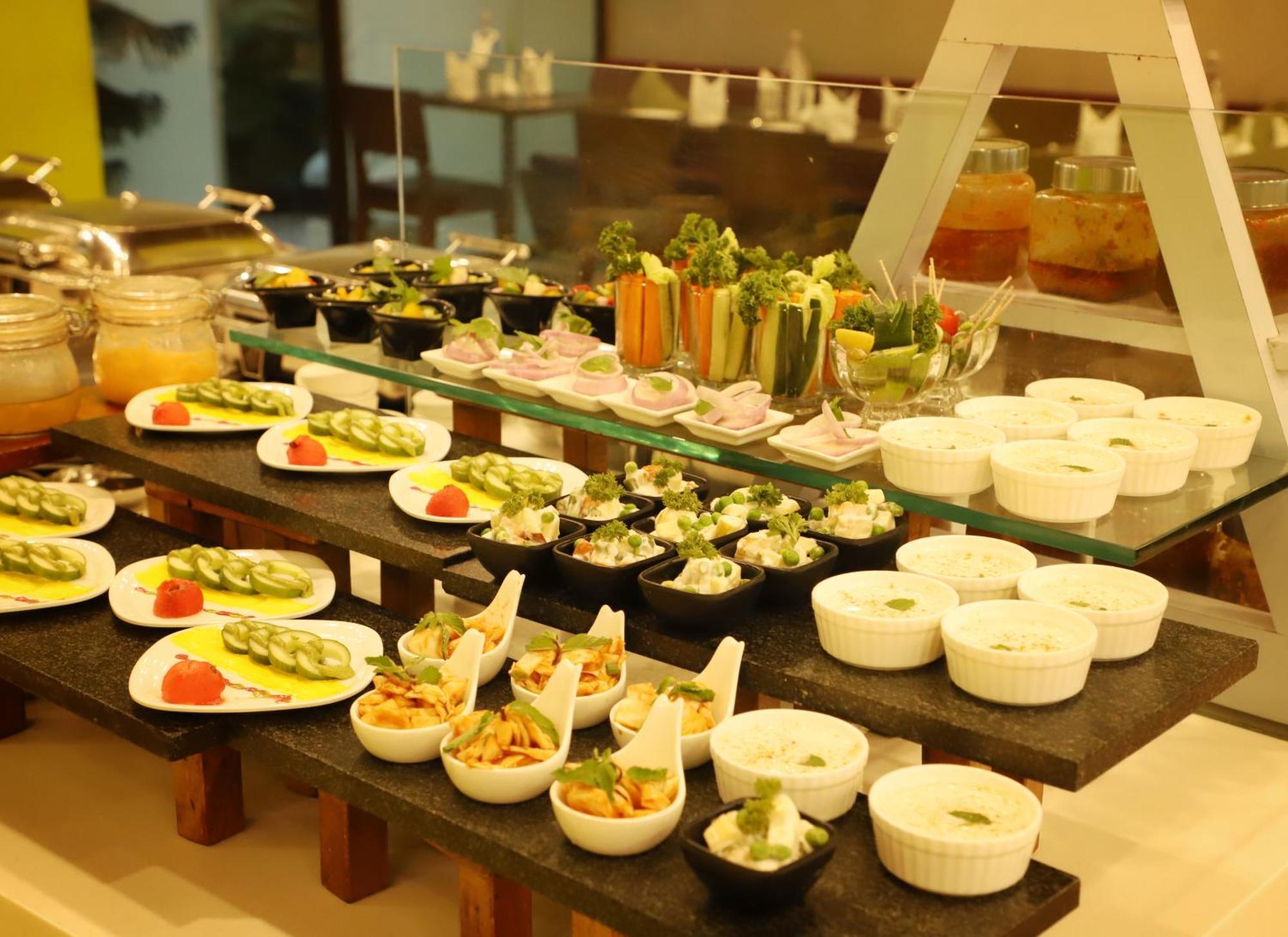 Marasa Sarovar Portico -Rajkot Extérieur photo