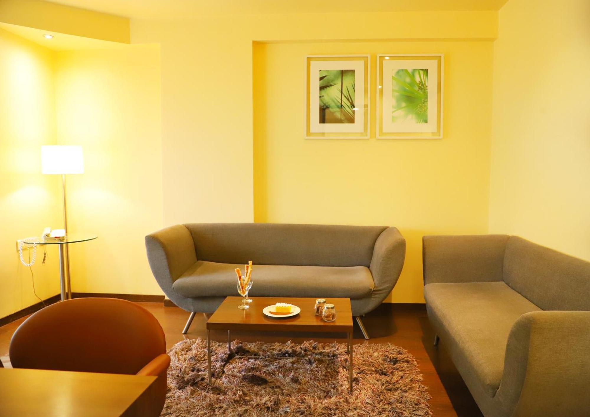 Marasa Sarovar Portico -Rajkot Extérieur photo