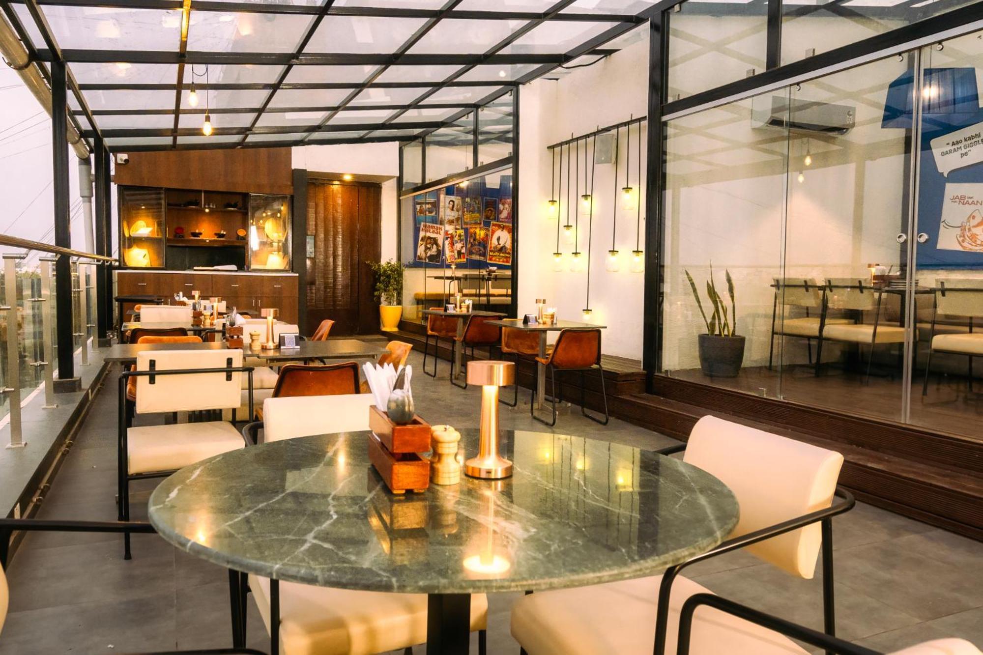 Marasa Sarovar Portico -Rajkot Extérieur photo